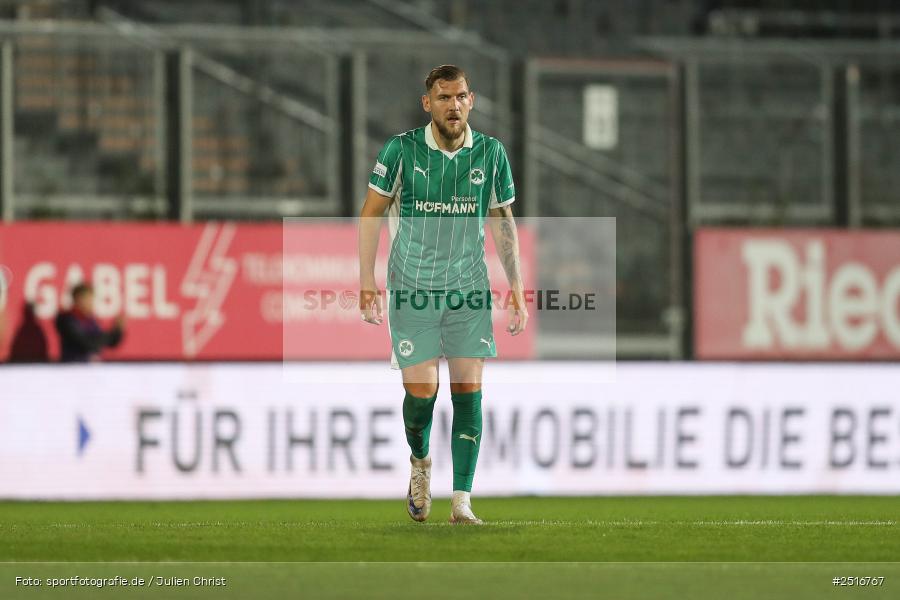 sport, action, Würzburg, SpVgg Greuther Fürth II, SGF, Regionalliga Bayern, Fussball, FWK, FC Würzburger Kickers, BFV, AKON Arena, 17.10.2025, 14. Spieltag - Bild-ID: 2516767