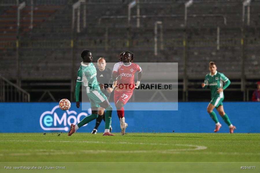 sport, action, Würzburg, SpVgg Greuther Fürth II, SGF, Regionalliga Bayern, Fussball, FWK, FC Würzburger Kickers, BFV, AKON Arena, 17.10.2025, 14. Spieltag - Bild-ID: 2516777