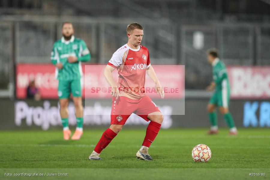 sport, action, Würzburg, SpVgg Greuther Fürth II, SGF, Regionalliga Bayern, Fussball, FWK, FC Würzburger Kickers, BFV, AKON Arena, 17.10.2025, 14. Spieltag - Bild-ID: 2516780