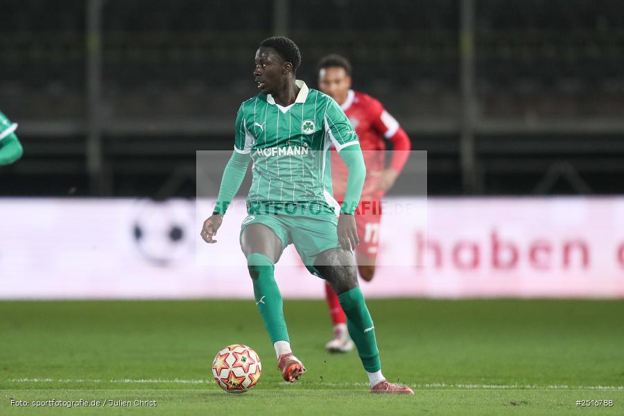 sport, action, Würzburg, SpVgg Greuther Fürth II, SGF, Regionalliga Bayern, Fussball, FWK, FC Würzburger Kickers, BFV, AKON Arena, 17.10.2025, 14. Spieltag - Bild-ID: 2516788