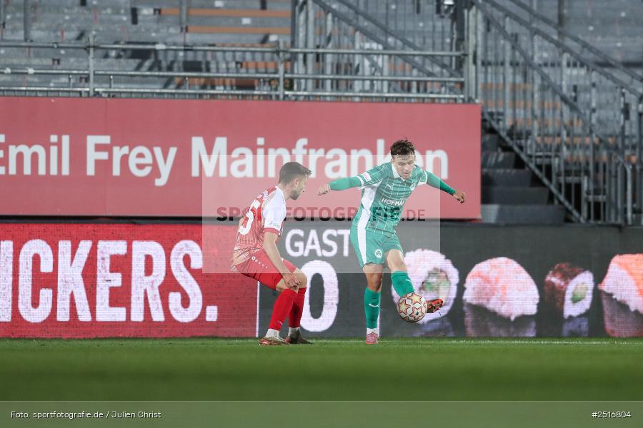 sport, action, Würzburg, SpVgg Greuther Fürth II, SGF, Regionalliga Bayern, Fussball, FWK, FC Würzburger Kickers, BFV, AKON Arena, 17.10.2025, 14. Spieltag - Bild-ID: 2516804