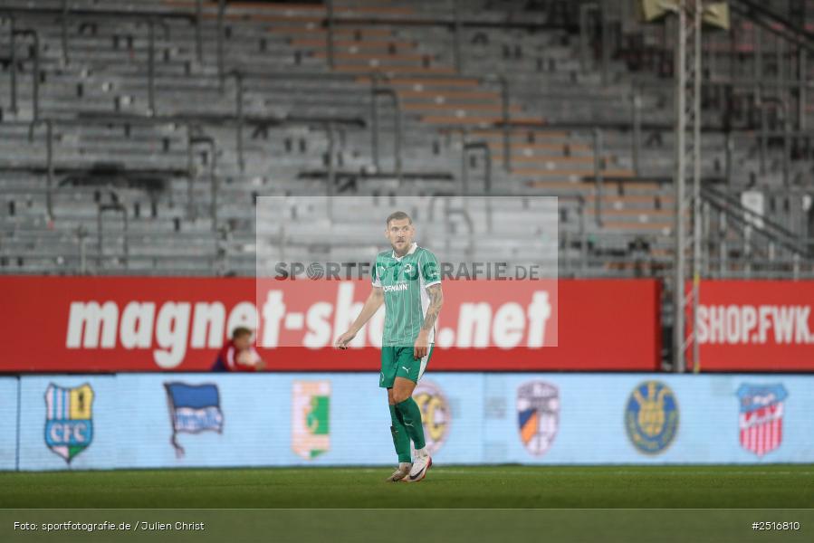sport, action, Würzburg, SpVgg Greuther Fürth II, SGF, Regionalliga Bayern, Fussball, FWK, FC Würzburger Kickers, BFV, AKON Arena, 17.10.2025, 14. Spieltag - Bild-ID: 2516810
