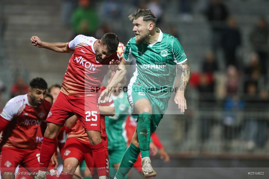 sport, action, Würzburg, SpVgg Greuther Fürth II, SGF, Regionalliga Bayern, Fussball, FWK, FC Würzburger Kickers, BFV, AKON Arena, 17.10.2025, 14. Spieltag - Bild-ID: 2516822