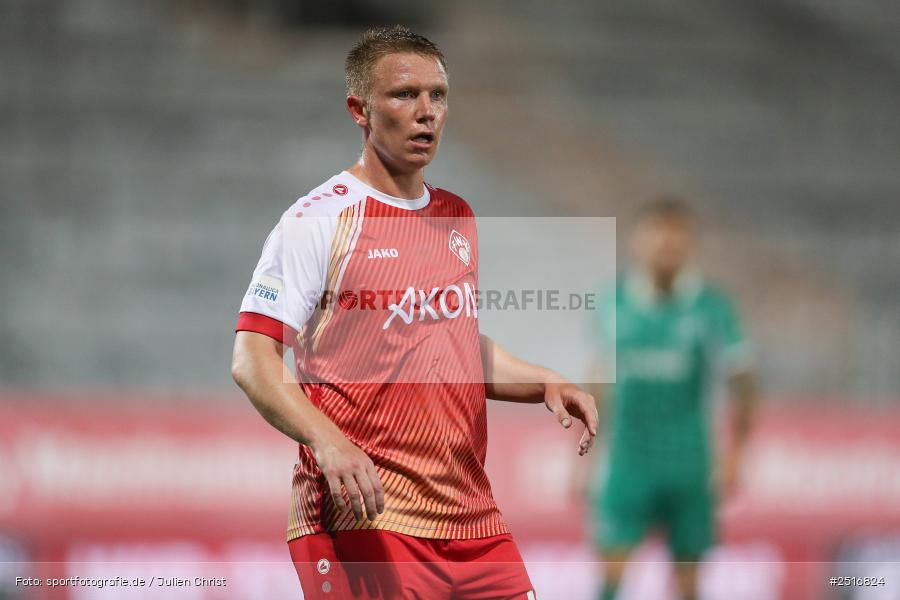 sport, action, Würzburg, SpVgg Greuther Fürth II, SGF, Regionalliga Bayern, Fussball, FWK, FC Würzburger Kickers, BFV, AKON Arena, 17.10.2025, 14. Spieltag - Bild-ID: 2516824