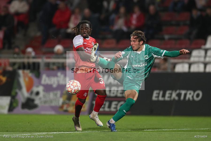 sport, action, Würzburg, SpVgg Greuther Fürth II, SGF, Regionalliga Bayern, Fussball, FWK, FC Würzburger Kickers, BFV, AKON Arena, 17.10.2025, 14. Spieltag - Bild-ID: 2516839