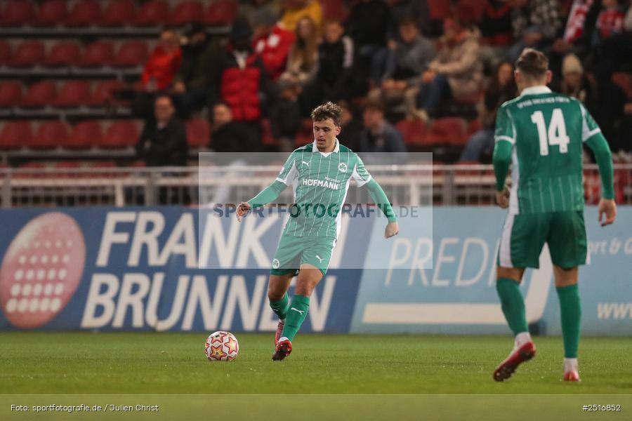 sport, action, Würzburg, SpVgg Greuther Fürth II, SGF, Regionalliga Bayern, Fussball, FWK, FC Würzburger Kickers, BFV, AKON Arena, 17.10.2025, 14. Spieltag - Bild-ID: 2516852