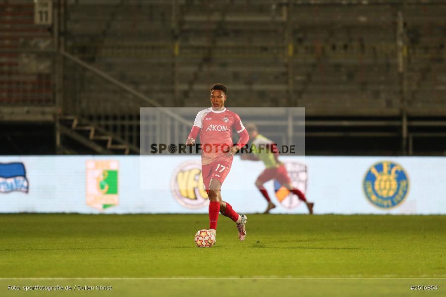 sport, action, Würzburg, SpVgg Greuther Fürth II, SGF, Regionalliga Bayern, Fussball, FWK, FC Würzburger Kickers, BFV, AKON Arena, 17.10.2025, 14. Spieltag - Bild-ID: 2516854