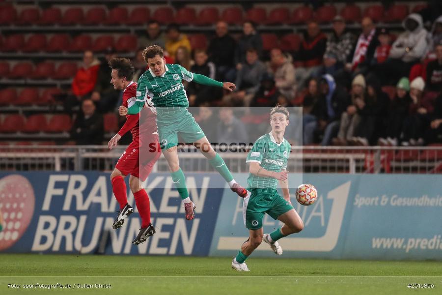 sport, action, Würzburg, SpVgg Greuther Fürth II, SGF, Regionalliga Bayern, Fussball, FWK, FC Würzburger Kickers, BFV, AKON Arena, 17.10.2025, 14. Spieltag - Bild-ID: 2516856