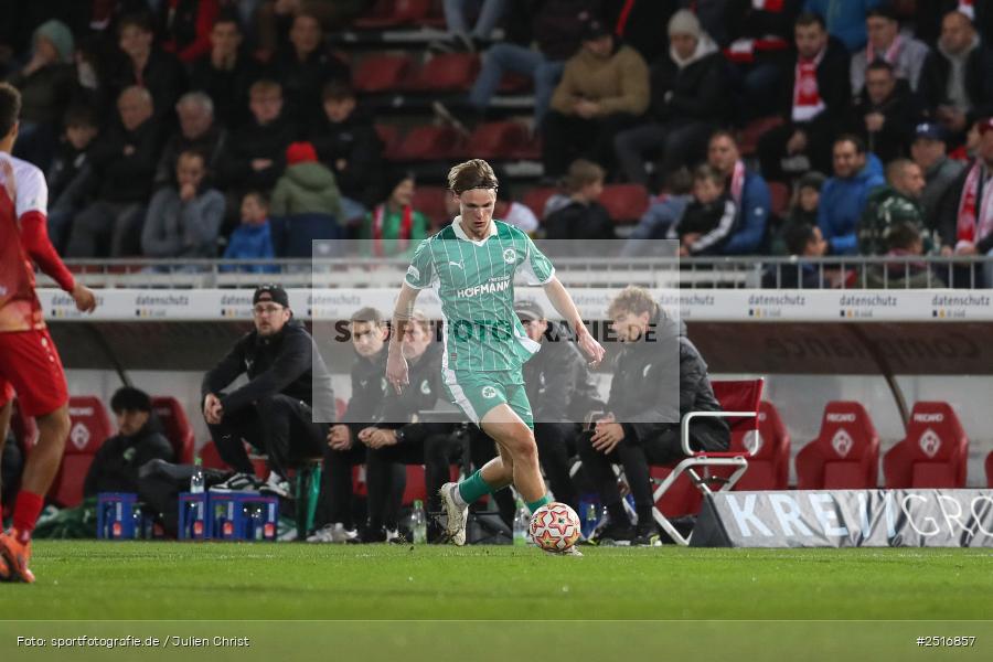 sport, action, Würzburg, SpVgg Greuther Fürth II, SGF, Regionalliga Bayern, Fussball, FWK, FC Würzburger Kickers, BFV, AKON Arena, 17.10.2025, 14. Spieltag - Bild-ID: 2516857