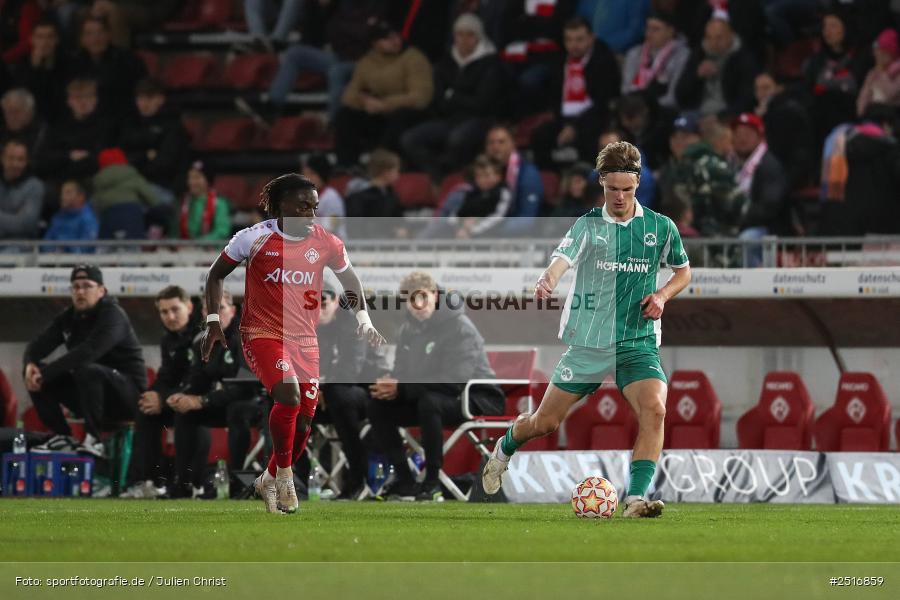sport, action, Würzburg, SpVgg Greuther Fürth II, SGF, Regionalliga Bayern, Fussball, FWK, FC Würzburger Kickers, BFV, AKON Arena, 17.10.2025, 14. Spieltag - Bild-ID: 2516859
