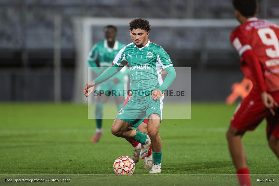 sport, action, Würzburg, SpVgg Greuther Fürth II, SGF, Regionalliga Bayern, Fussball, FWK, FC Würzburger Kickers, BFV, AKON Arena, 17.10.2025, 14. Spieltag - Bild-ID: 2516870