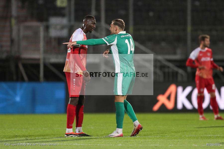 sport, action, Würzburg, SpVgg Greuther Fürth II, SGF, Regionalliga Bayern, Fussball, FWK, FC Würzburger Kickers, BFV, AKON Arena, 17.10.2025, 14. Spieltag - Bild-ID: 2516883