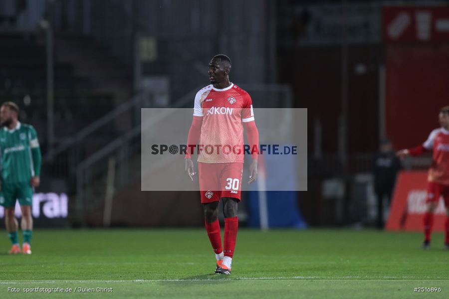 sport, action, Würzburg, SpVgg Greuther Fürth II, SGF, Regionalliga Bayern, Fussball, FWK, FC Würzburger Kickers, BFV, AKON Arena, 17.10.2025, 14. Spieltag - Bild-ID: 2516896