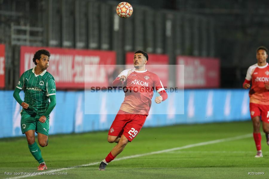 sport, action, Würzburg, SpVgg Greuther Fürth II, SGF, Regionalliga Bayern, Fussball, FWK, FC Würzburger Kickers, BFV, AKON Arena, 17.10.2025, 14. Spieltag - Bild-ID: 2516899