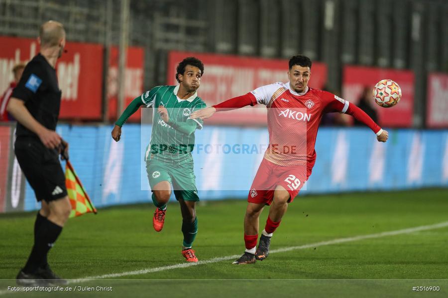 sport, action, Würzburg, SpVgg Greuther Fürth II, SGF, Regionalliga Bayern, Fussball, FWK, FC Würzburger Kickers, BFV, AKON Arena, 17.10.2025, 14. Spieltag - Bild-ID: 2516900