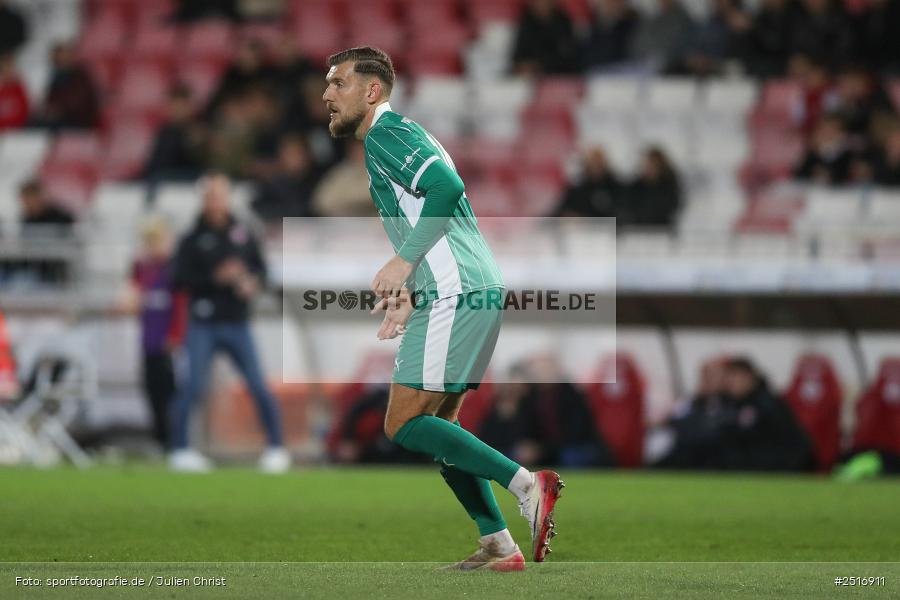 sport, action, Würzburg, SpVgg Greuther Fürth II, SGF, Regionalliga Bayern, Fussball, FWK, FC Würzburger Kickers, BFV, AKON Arena, 17.10.2025, 14. Spieltag - Bild-ID: 2516911