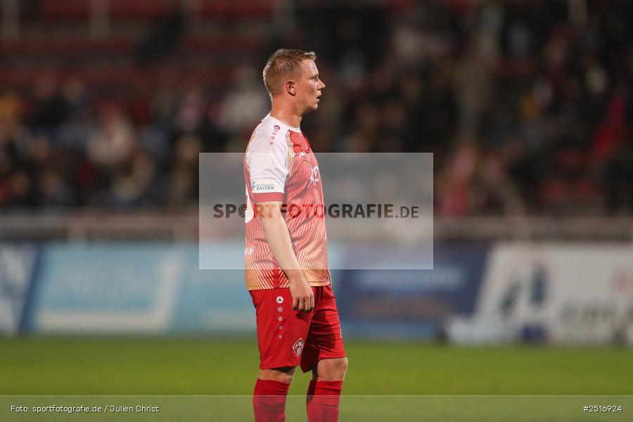 sport, action, Würzburg, SpVgg Greuther Fürth II, SGF, Regionalliga Bayern, Fussball, FWK, FC Würzburger Kickers, BFV, AKON Arena, 17.10.2025, 14. Spieltag - Bild-ID: 2516924