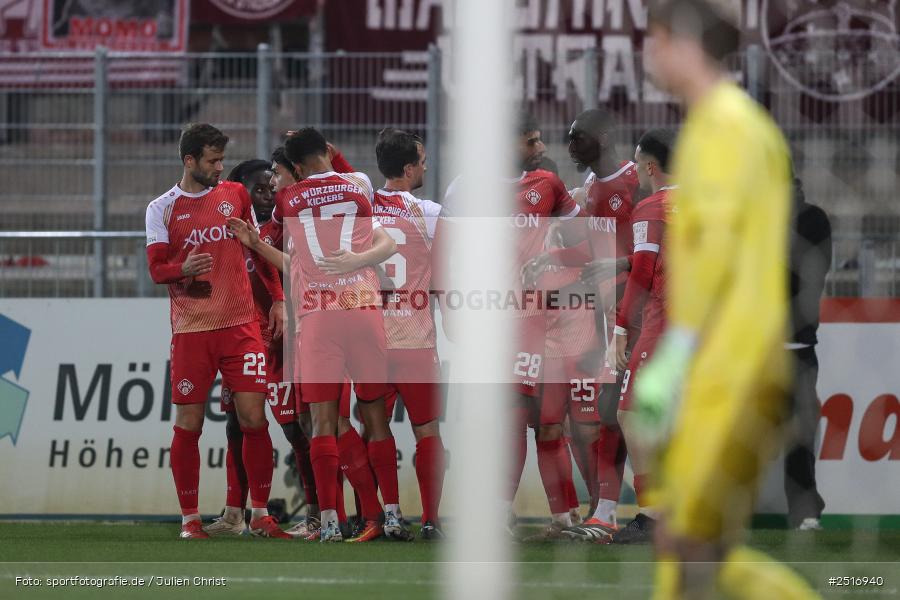 sport, action, Würzburg, SpVgg Greuther Fürth II, SGF, Regionalliga Bayern, Fussball, FWK, FC Würzburger Kickers, BFV, AKON Arena, 17.10.2025, 14. Spieltag - Bild-ID: 2516940