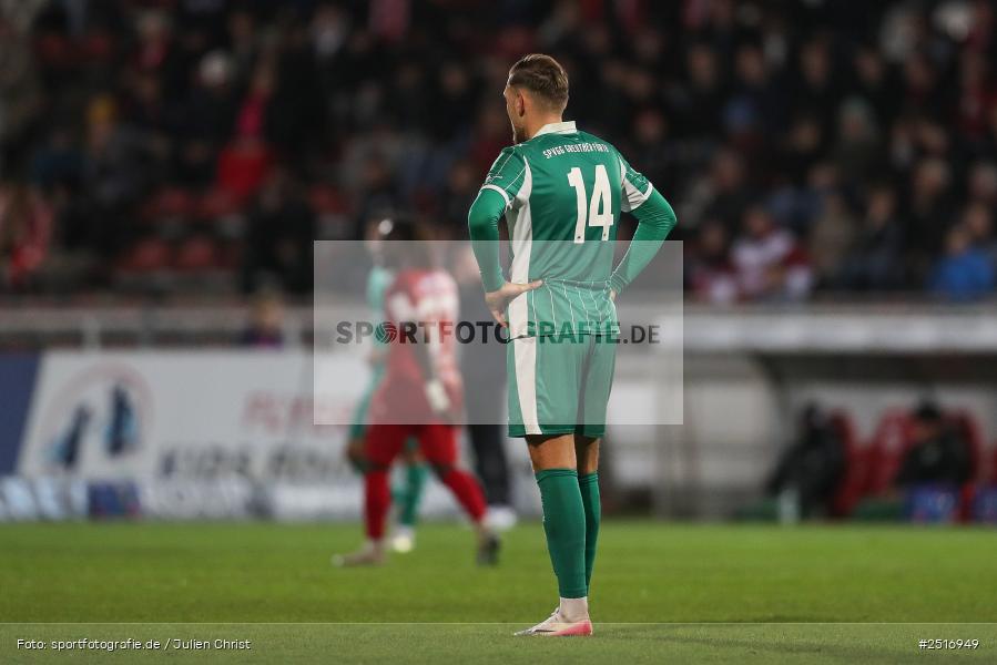sport, action, Würzburg, SpVgg Greuther Fürth II, SGF, Regionalliga Bayern, Fussball, FWK, FC Würzburger Kickers, BFV, AKON Arena, 17.10.2025, 14. Spieltag - Bild-ID: 2516949