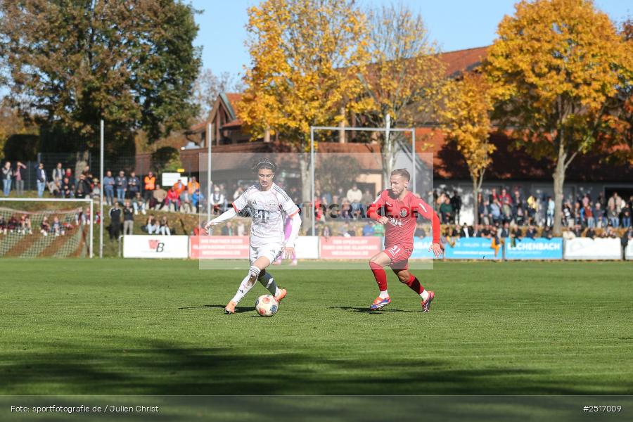 sport, action, TSV Aubstadt, Regionalliga Bayern, NGN Arena, Fussball, FCB, FC Bayern München II, BFV, Aubstadt, AUB, 18.10.2025, 14. Spieltag - Bild-ID: 2517009