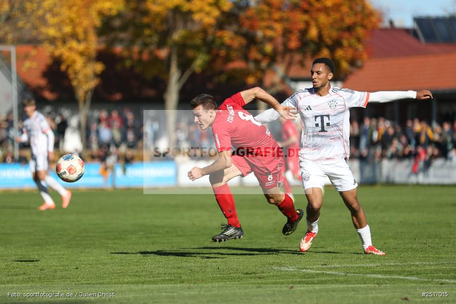 sport, action, TSV Aubstadt, Regionalliga Bayern, NGN Arena, Fussball, FCB, FC Bayern München II, BFV, Aubstadt, AUB, 18.10.2025, 14. Spieltag - Bild-ID: 2517015