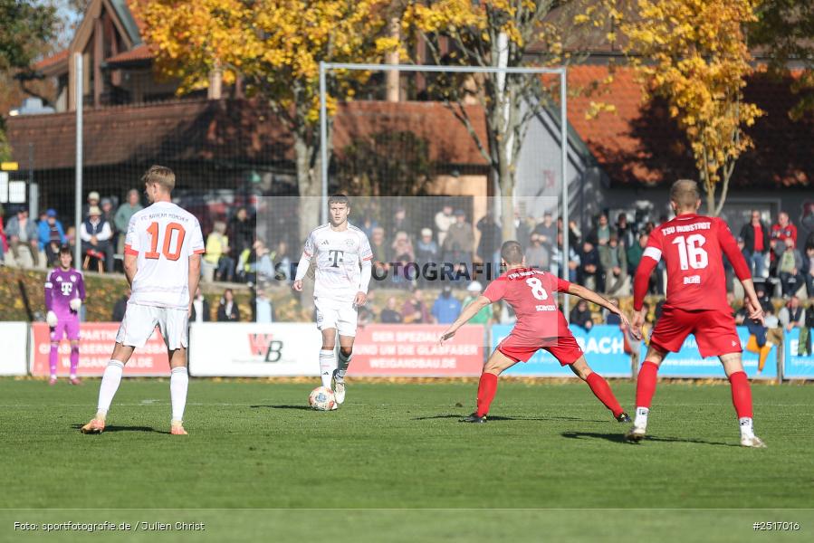 sport, action, TSV Aubstadt, Regionalliga Bayern, NGN Arena, Fussball, FCB, FC Bayern München II, BFV, Aubstadt, AUB, 18.10.2025, 14. Spieltag - Bild-ID: 2517016