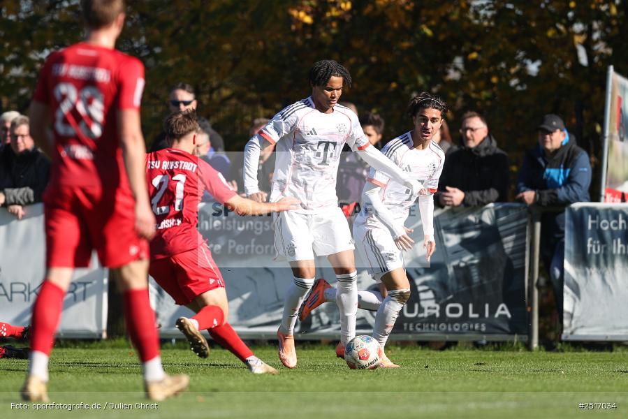 sport, action, TSV Aubstadt, Regionalliga Bayern, NGN Arena, Fussball, FCB, FC Bayern München II, BFV, Aubstadt, AUB, 18.10.2025, 14. Spieltag - Bild-ID: 2517034