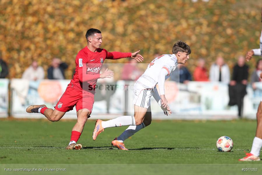 sport, action, TSV Aubstadt, Regionalliga Bayern, NGN Arena, Fussball, FCB, FC Bayern München II, BFV, Aubstadt, AUB, 18.10.2025, 14. Spieltag - Bild-ID: 2517052