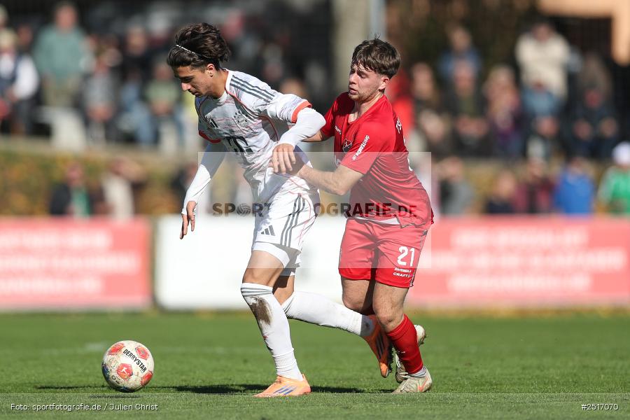 sport, action, TSV Aubstadt, Regionalliga Bayern, NGN Arena, Fussball, FCB, FC Bayern München II, BFV, Aubstadt, AUB, 18.10.2025, 14. Spieltag - Bild-ID: 2517070