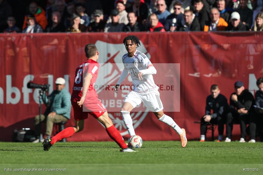 sport, action, TSV Aubstadt, Regionalliga Bayern, NGN Arena, Fussball, FCB, FC Bayern München II, BFV, Aubstadt, AUB, 18.10.2025, 14. Spieltag - Bild-ID: 2517076