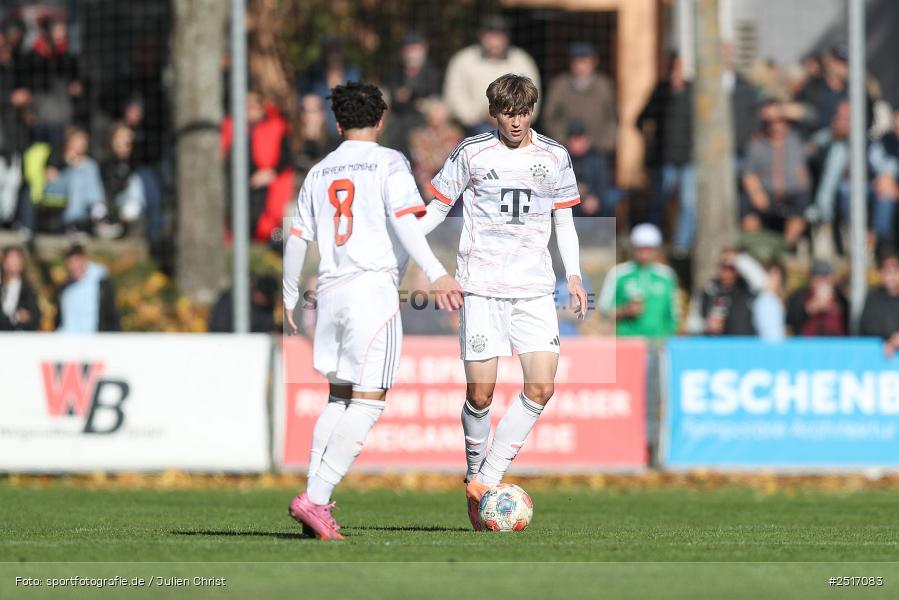 sport, action, TSV Aubstadt, Regionalliga Bayern, NGN Arena, Fussball, FCB, FC Bayern München II, BFV, Aubstadt, AUB, 18.10.2025, 14. Spieltag - Bild-ID: 2517083