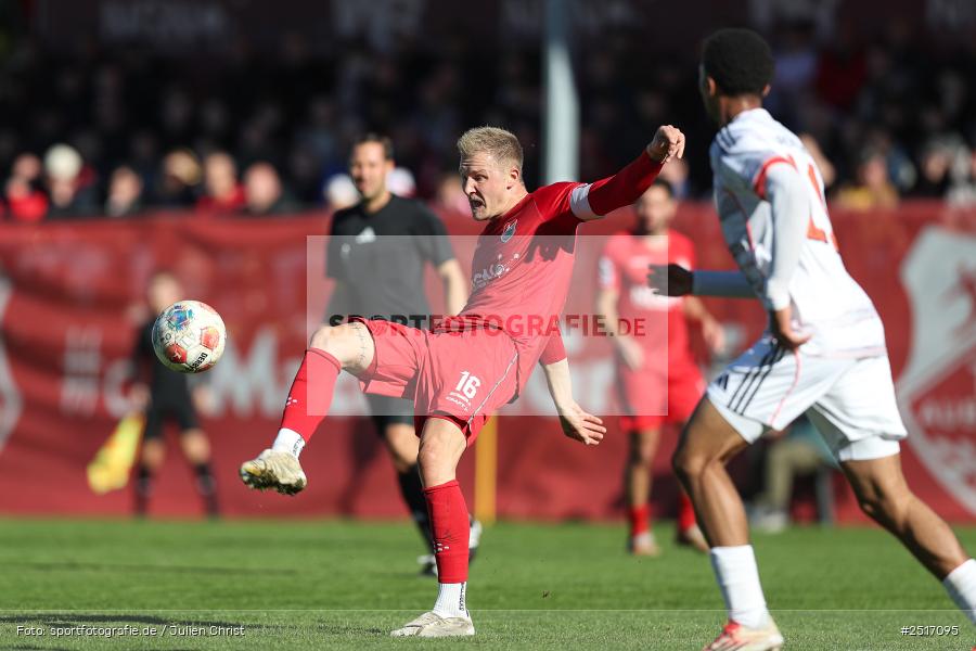 sport, action, TSV Aubstadt, Regionalliga Bayern, NGN Arena, Fussball, FCB, FC Bayern München II, BFV, Aubstadt, AUB, 18.10.2025, 14. Spieltag - Bild-ID: 2517095