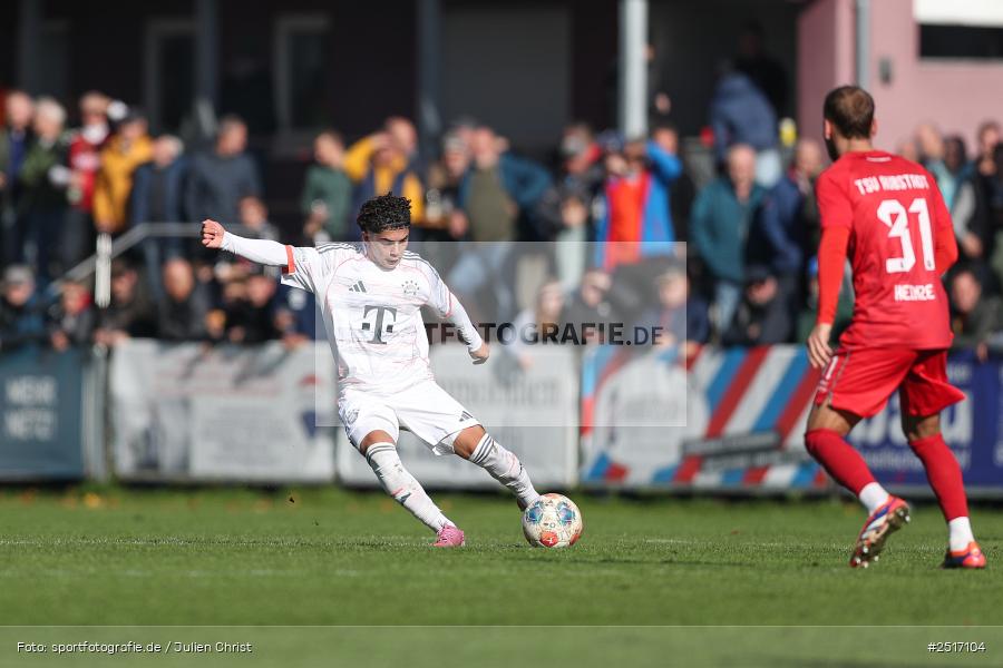 sport, action, TSV Aubstadt, Regionalliga Bayern, NGN Arena, Fussball, FCB, FC Bayern München II, BFV, Aubstadt, AUB, 18.10.2025, 14. Spieltag - Bild-ID: 2517104