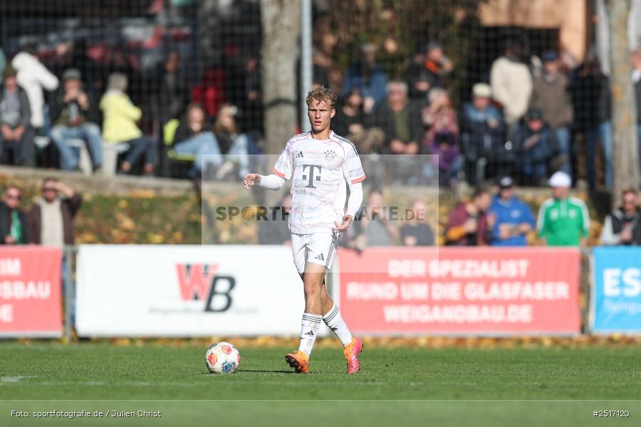 sport, action, TSV Aubstadt, Regionalliga Bayern, NGN Arena, Fussball, FCB, FC Bayern München II, BFV, Aubstadt, AUB, 18.10.2025, 14. Spieltag - Bild-ID: 2517120