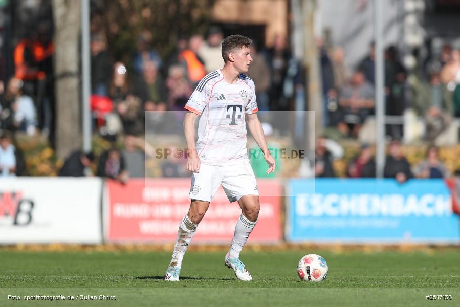 sport, action, TSV Aubstadt, Regionalliga Bayern, NGN Arena, Fussball, FCB, FC Bayern München II, BFV, Aubstadt, AUB, 18.10.2025, 14. Spieltag - Bild-ID: 2517130