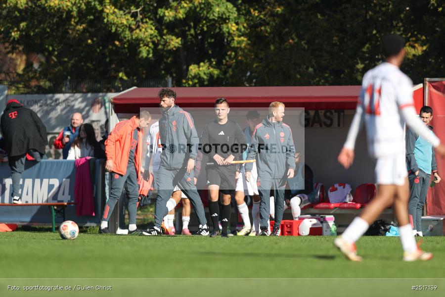 sport, action, TSV Aubstadt, Regionalliga Bayern, NGN Arena, Fussball, FCB, FC Bayern München II, BFV, Aubstadt, AUB, 18.10.2025, 14. Spieltag - Bild-ID: 2517139
