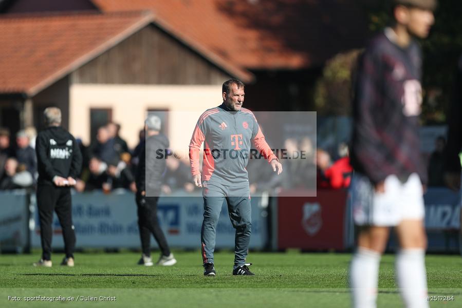 sport, action, TSV Aubstadt, Regionalliga Bayern, NGN Arena, Fussball, FCB, FC Bayern München II, BFV, Aubstadt, AUB, 18.10.2025, 14. Spieltag - Bild-ID: 2517284