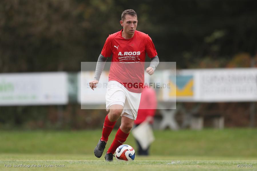 Sportgelände, Bischbrunn, 19.10.2025, sport, action, Fussball, BFV, 14. Spieltag, Kreisklasse Würzburg Gr. 3, (SG 1) Stetten/Binsfeld/Müdesheim, (SG 1) Bischbrunn/Oberndorf - Bild-ID: 2517602