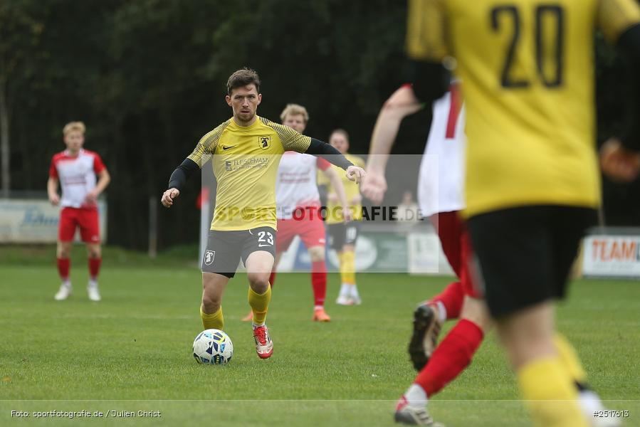 Sportgelände, Hösbach-Bahnhof, 19.10.2025, sport, action, Fussball, BFV, 14. Spieltag, Bezirksliga Unterfranken West, GIE, HOS, SpVgg Giebelstadt, SpVgg Hösbach-Bahnhof - Bild-ID: 2517613