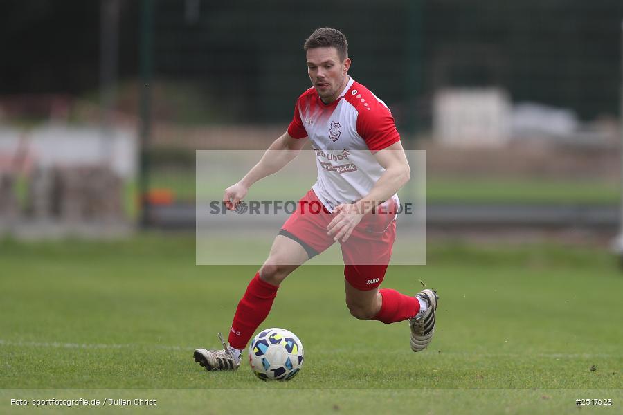 Sportgelände, Hösbach-Bahnhof, 19.10.2025, sport, action, Fussball, BFV, 14. Spieltag, Bezirksliga Unterfranken West, GIE, HOS, SpVgg Giebelstadt, SpVgg Hösbach-Bahnhof - Bild-ID: 2517623
