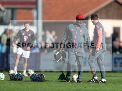 Fotos von TSV Aubstadt - FC Bayern München II auf sportfotografie.de