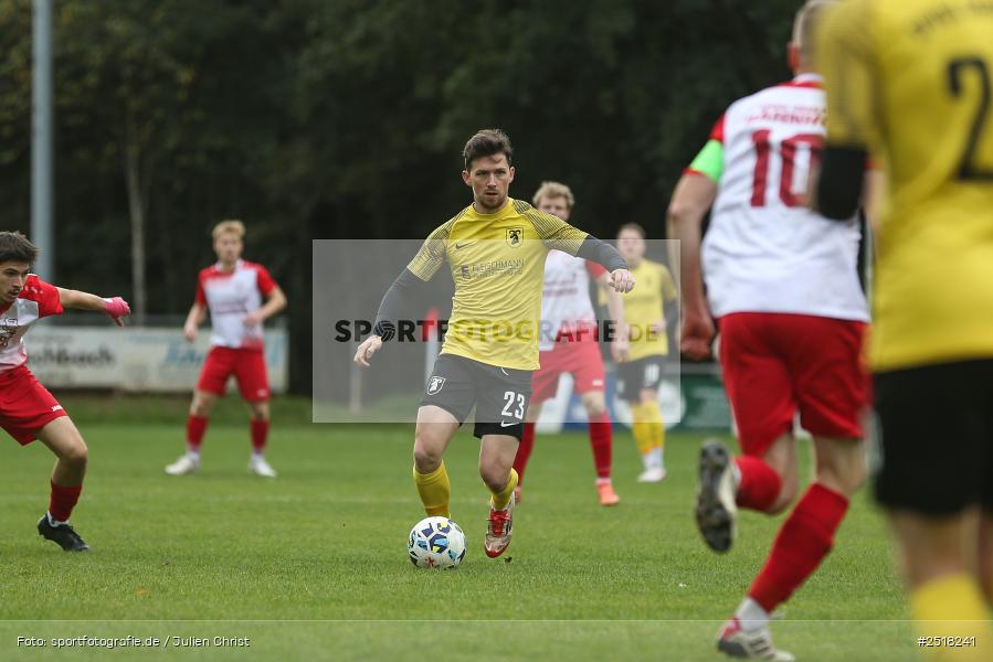 sport, action, Sportgelände, SpVgg Hösbach-Bahnhof, SpVgg Giebelstadt, Hösbach-Bahnhof, HOS, GIE, Fussball, Bezirksliga Unterfranken West, BFV, 19.10.2025, 14. Spieltag - Bild-ID: 2518241