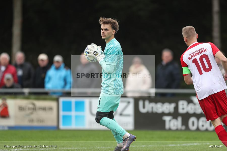 sport, action, Sportgelände, SpVgg Hösbach-Bahnhof, SpVgg Giebelstadt, Hösbach-Bahnhof, HOS, GIE, Fussball, Bezirksliga Unterfranken West, BFV, 19.10.2025, 14. Spieltag - Bild-ID: 2518249