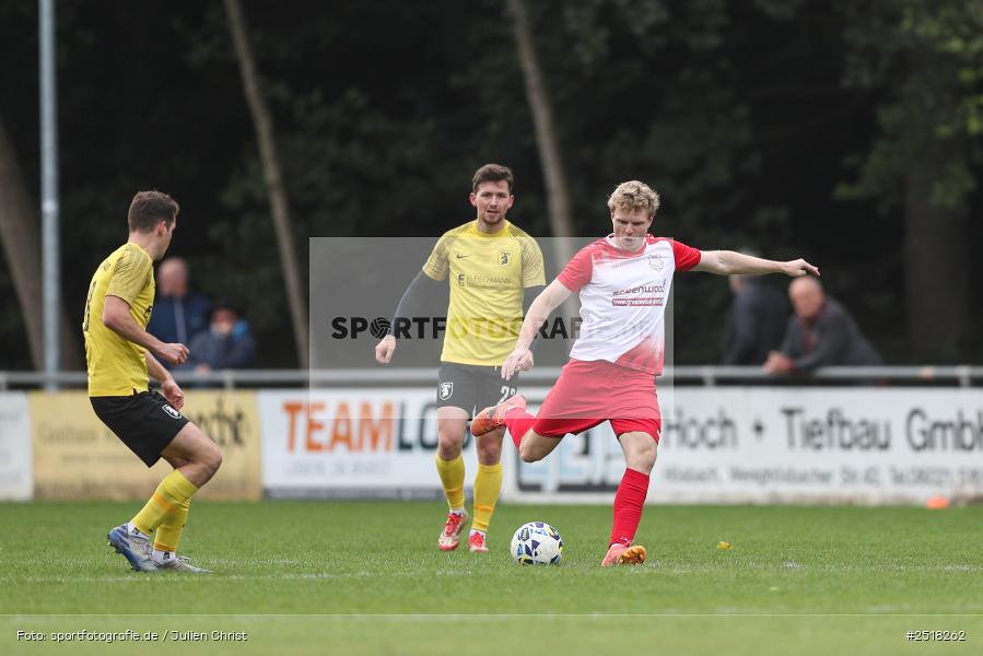 sport, action, Sportgelände, SpVgg Hösbach-Bahnhof, SpVgg Giebelstadt, Hösbach-Bahnhof, HOS, GIE, Fussball, Bezirksliga Unterfranken West, BFV, 19.10.2025, 14. Spieltag - Bild-ID: 2518262