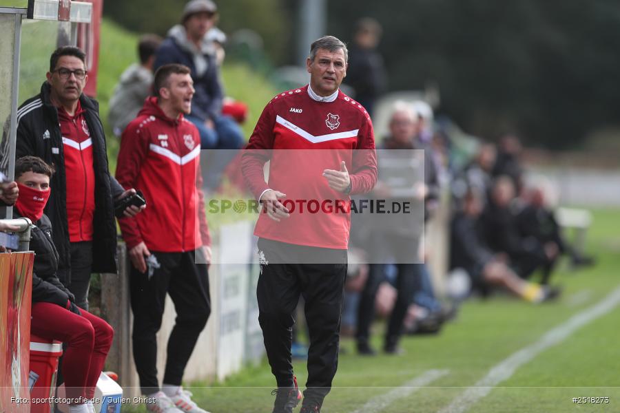 sport, action, Sportgelände, SpVgg Hösbach-Bahnhof, SpVgg Giebelstadt, Hösbach-Bahnhof, HOS, GIE, Fussball, Bezirksliga Unterfranken West, BFV, 19.10.2025, 14. Spieltag - Bild-ID: 2518273