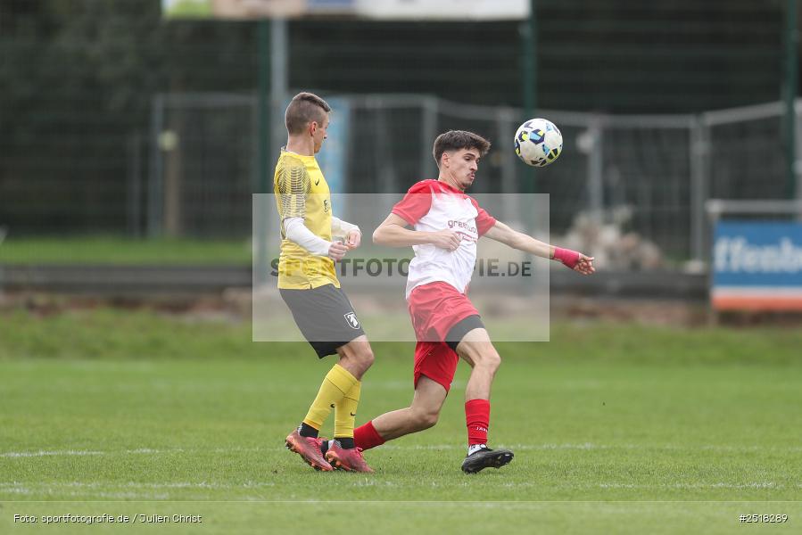 sport, action, Sportgelände, SpVgg Hösbach-Bahnhof, SpVgg Giebelstadt, Hösbach-Bahnhof, HOS, GIE, Fussball, Bezirksliga Unterfranken West, BFV, 19.10.2025, 14. Spieltag - Bild-ID: 2518289