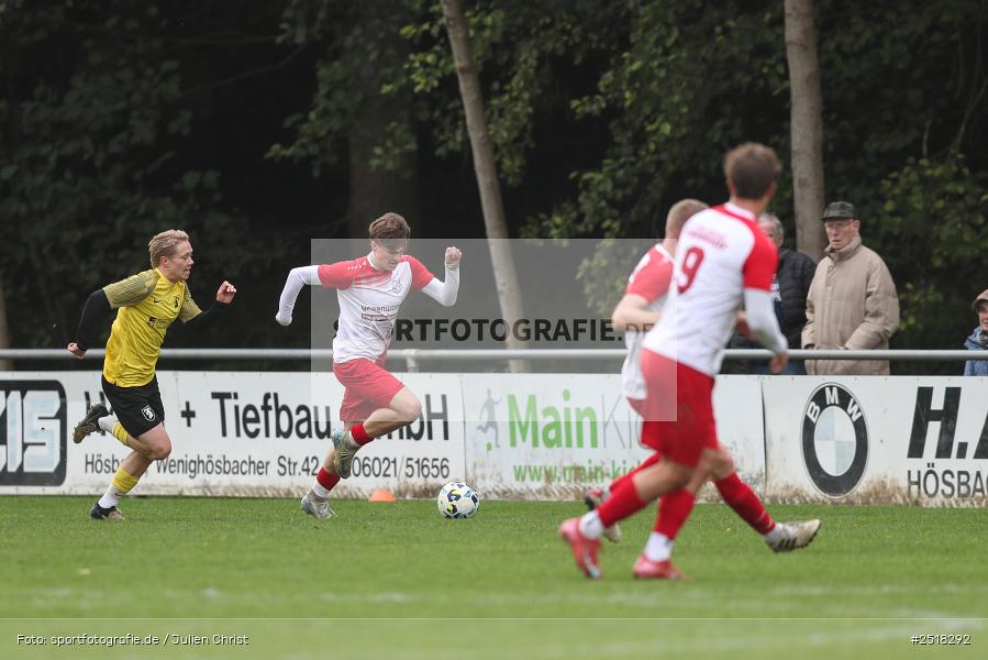 sport, action, Sportgelände, SpVgg Hösbach-Bahnhof, SpVgg Giebelstadt, Hösbach-Bahnhof, HOS, GIE, Fussball, Bezirksliga Unterfranken West, BFV, 19.10.2025, 14. Spieltag - Bild-ID: 2518292