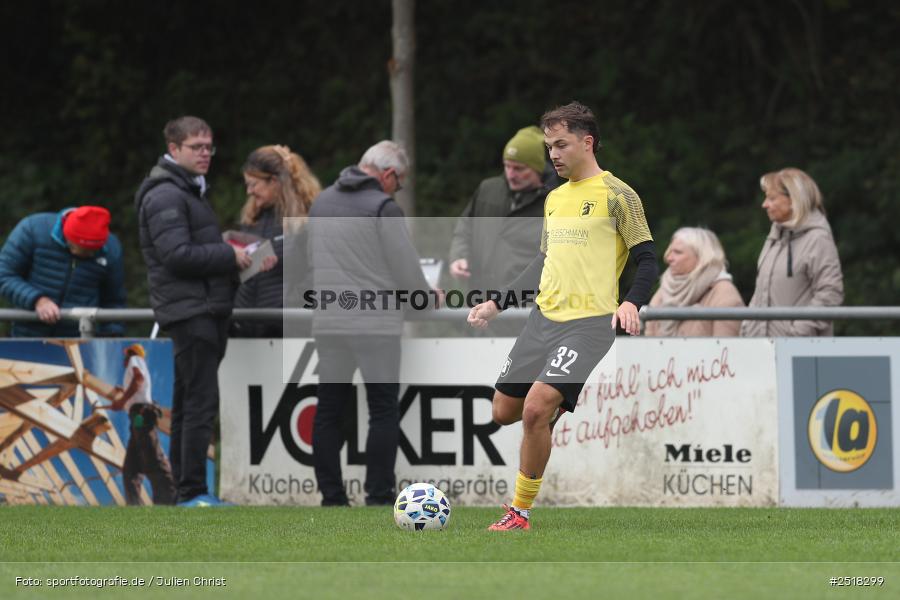 sport, action, Sportgelände, SpVgg Hösbach-Bahnhof, SpVgg Giebelstadt, Hösbach-Bahnhof, HOS, GIE, Fussball, Bezirksliga Unterfranken West, BFV, 19.10.2025, 14. Spieltag - Bild-ID: 2518299