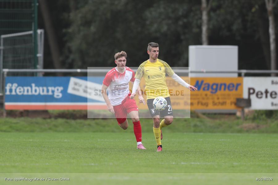 sport, action, Sportgelände, SpVgg Hösbach-Bahnhof, SpVgg Giebelstadt, Hösbach-Bahnhof, HOS, GIE, Fussball, Bezirksliga Unterfranken West, BFV, 19.10.2025, 14. Spieltag - Bild-ID: 2518309