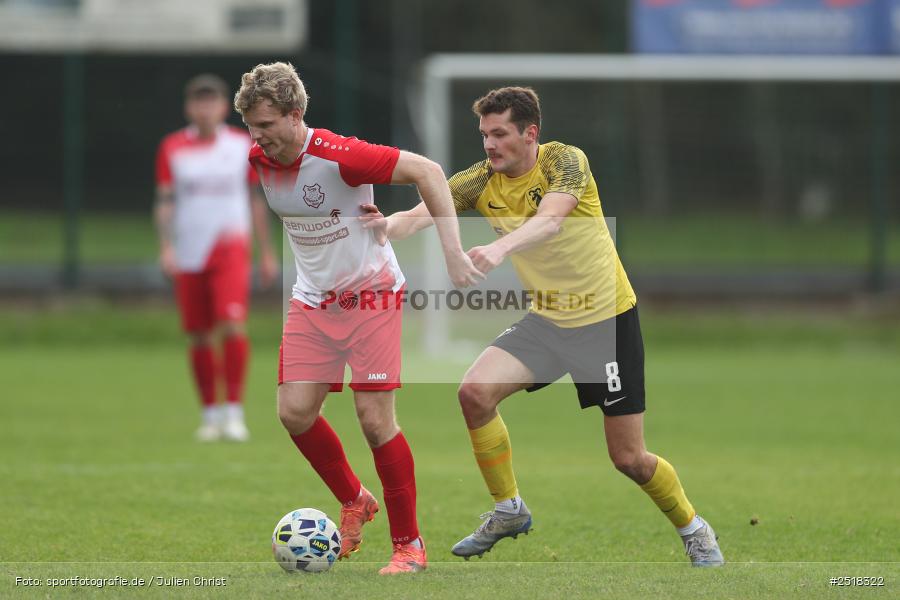 sport, action, Sportgelände, SpVgg Hösbach-Bahnhof, SpVgg Giebelstadt, Hösbach-Bahnhof, HOS, GIE, Fussball, Bezirksliga Unterfranken West, BFV, 19.10.2025, 14. Spieltag - Bild-ID: 2518322